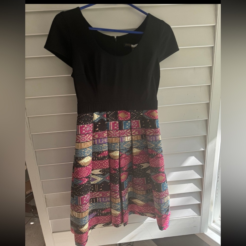 Plenty by Tracy Reese Fit & Flare Zoe Dress Sz 2 Tribal Flags, Pleated Skirt NWT